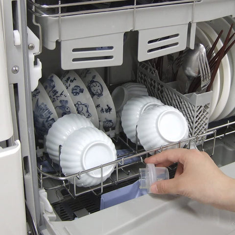 Lion 獅王 CHARMY Crysta 玻璃食具洗碗機專用明亮洗潔精 480mL